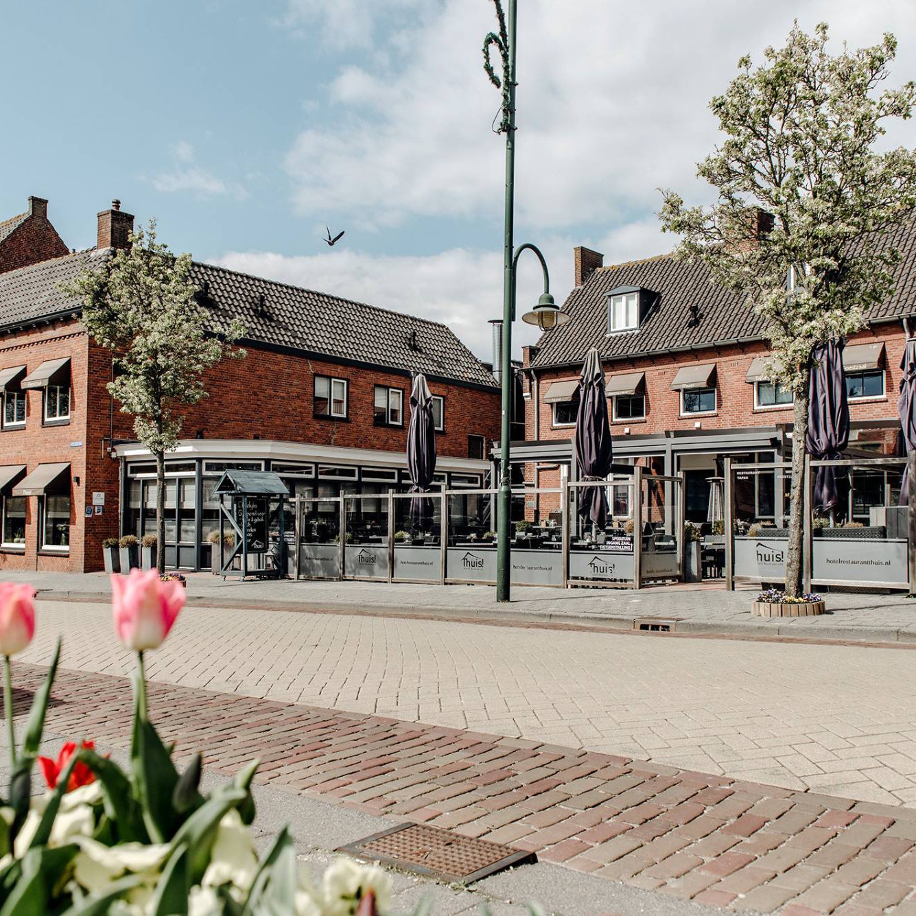 Terras van Thuis! in het centrum van Dinteloord